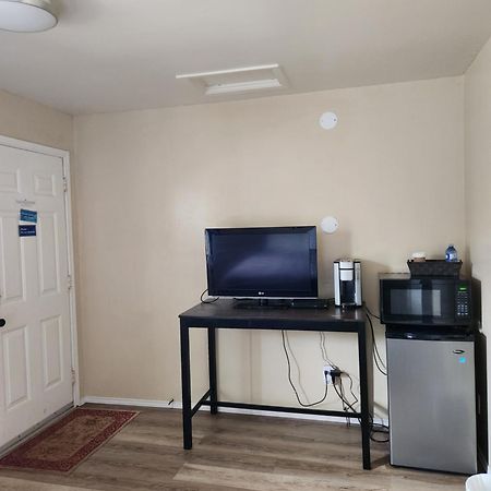 Covered Bridge Inn & Suites Съсекс Екстериор снимка