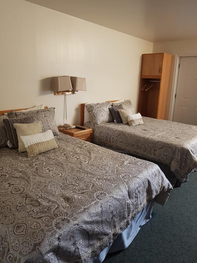 Covered Bridge Inn & Suites Съсекс Екстериор снимка