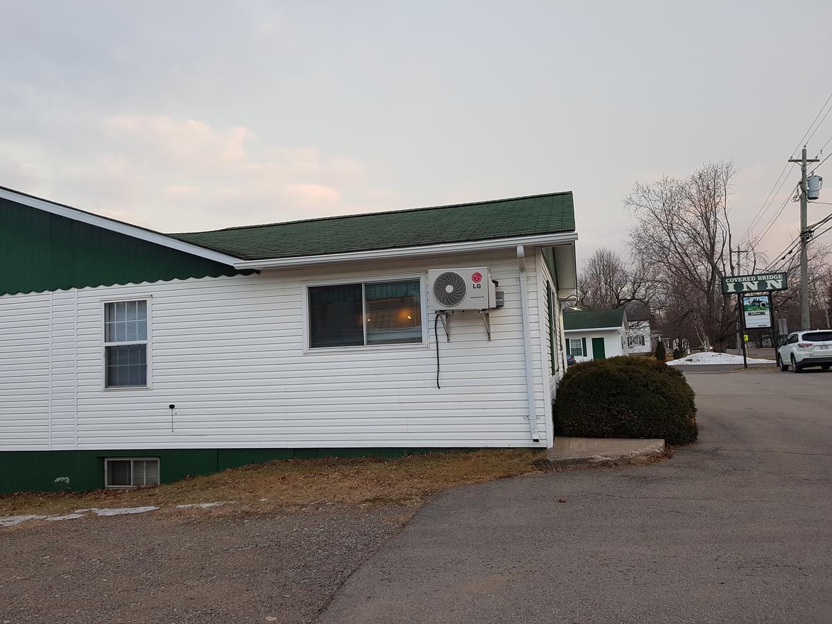 Covered Bridge Inn & Suites Съсекс Екстериор снимка