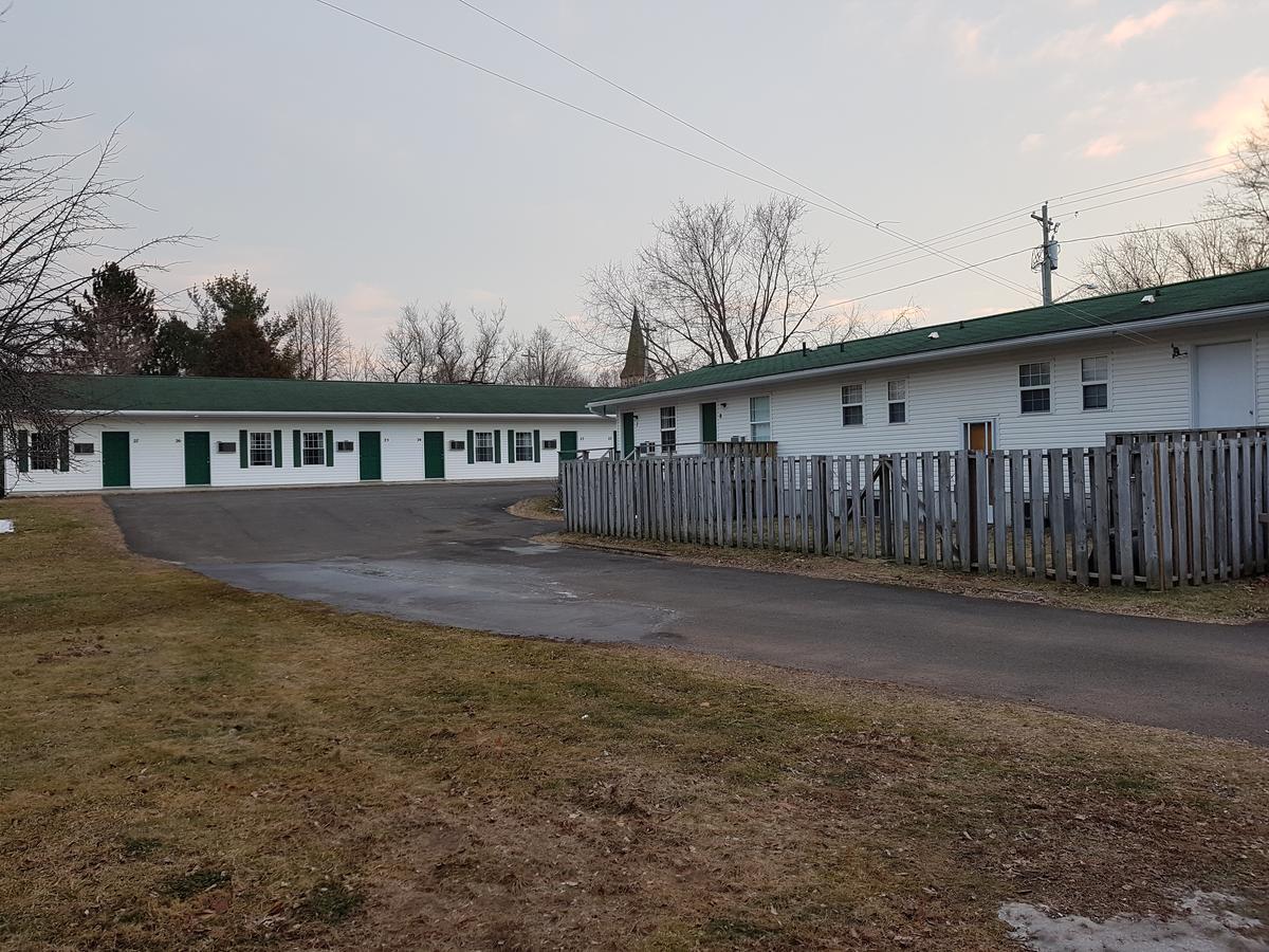 Covered Bridge Inn & Suites Съсекс Екстериор снимка