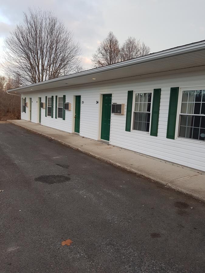 Covered Bridge Inn & Suites Съсекс Екстериор снимка